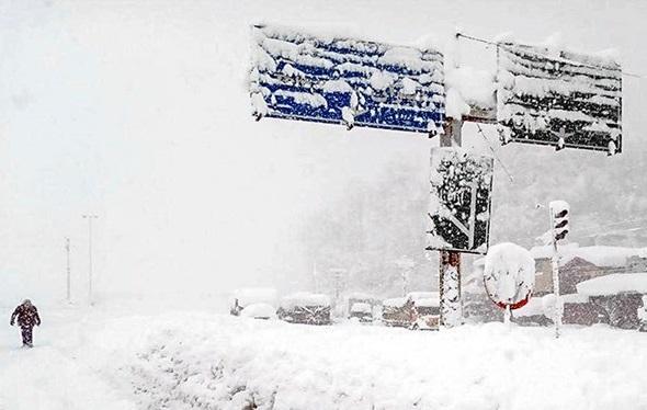 برق دار شدن 190 روستای گیلان، تنها 9 روستای بدون برق در رودسر باقی مانده است