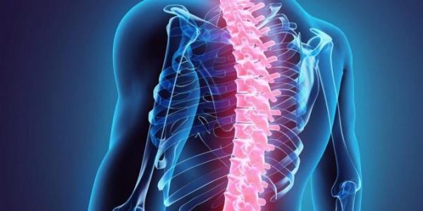 آشنایی با علل و علائم تومور نخاعی